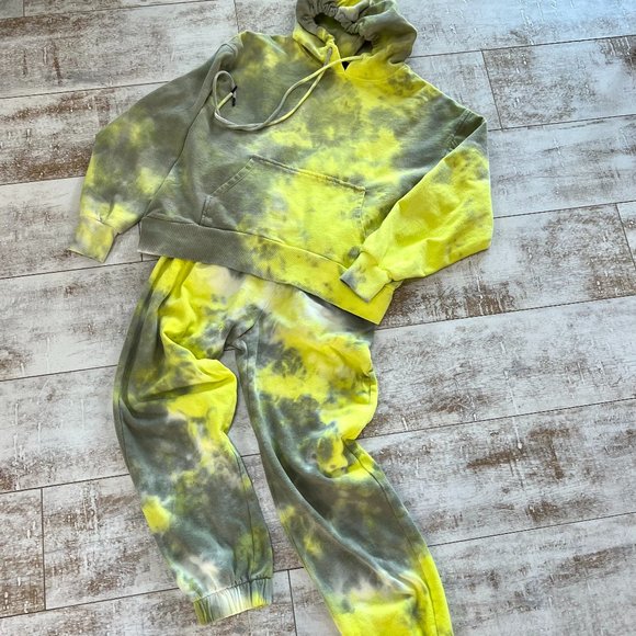 LAST CHANCE - FIRM!  Wild Fable Hooded Sweatshirt & Pants Set - Picture 1 of 11